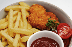 Chicken-Nuggets + Multivitamin-Saft (PSML)